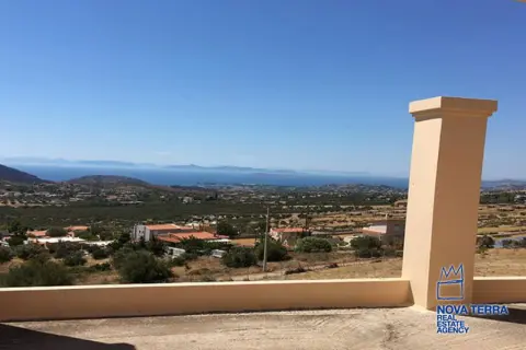 ΒΙΛΑ ΙΔΙΑΙΤΕΡΗΣ ΑΡΧΙΤΕΚΤΟΝΙΚΗΣ ΗΜΙΤΕΛΗΣ 600m² ΣΕ ΟΙΚΟΠΕΔΟ 9600m²